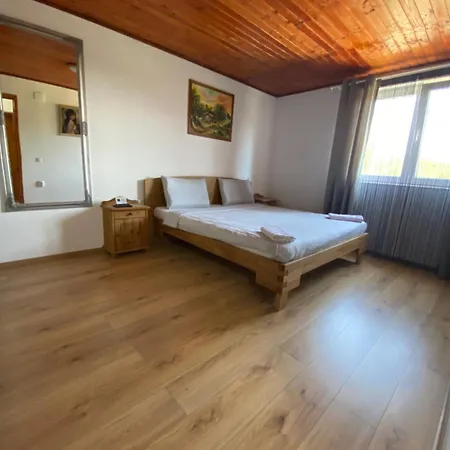 Casa Nicollae